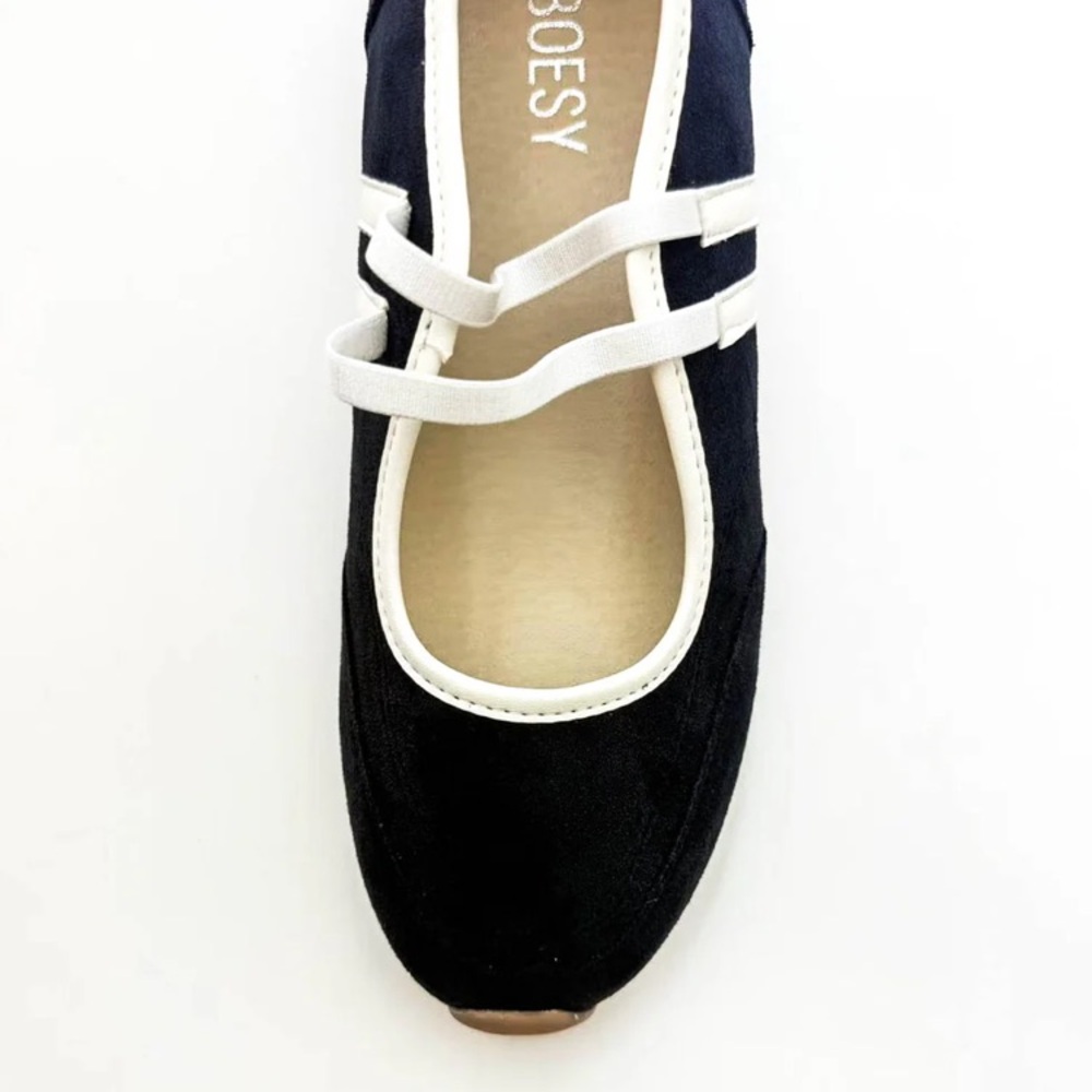 Women’s Black & White Mary Jane Sneaker Flats - Picture 3 of 5